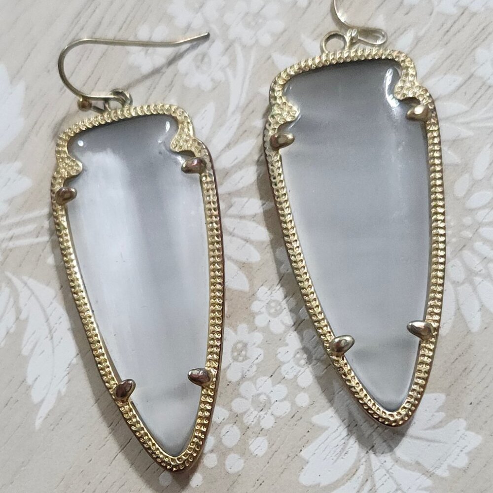 Kendra Scott Gray Cat's Eye Arrow Arrowhead Skylar Gold Drop Earrings